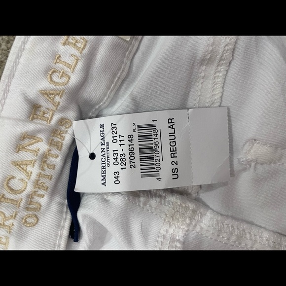 Jeans - Picture 3 of 4